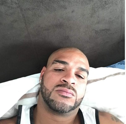 ¡Triste realidad! Así es la nueva vida de Adriano, la exestrella del fútbol brasileño