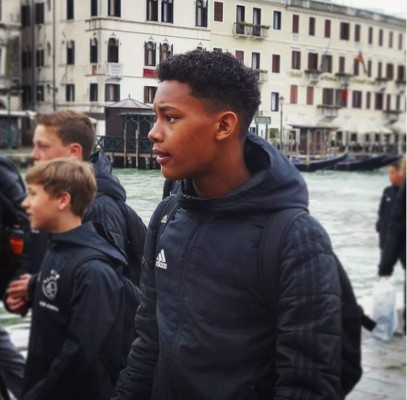 Otra tragedia en el Ajax: Así era Noah Gesser, la promesa de club que murió junto a su hermano