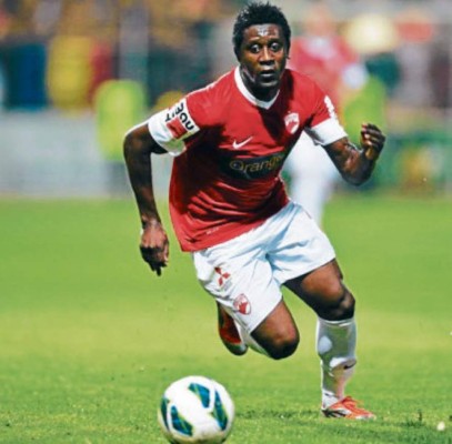 ¡Moya se sumará a la lista! Los futbolistas hondureños que han militado en ligas exóticas