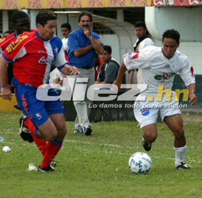 Solo dos jugadores están ligados a Platense de la plantilla campeón en el 2001