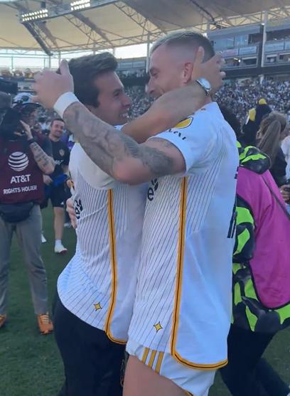 Marco Reus por fin rompe su maldición: ganó su primera liga con el Galaxy en la MLS y el festejo con Riqui Puig