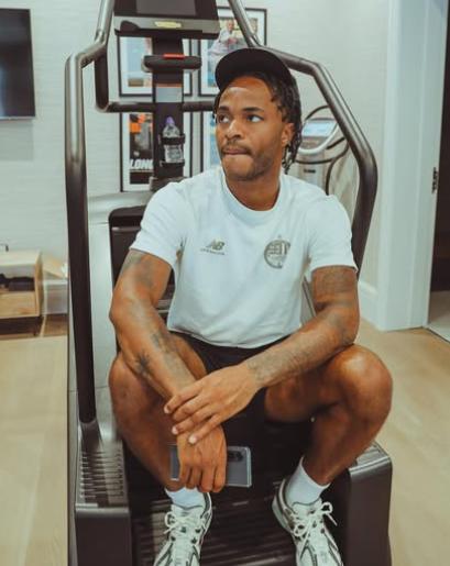 Sterling rompió con el Chelsea y 'obliga' a su nuevo club de entrenar en el extranjero: No es justo, es eludir la ley