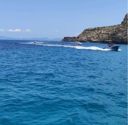 La sorprendieron con la camisa del Choco Lozano: Los privilegios que tiene Denia Cerrato al ser empleada de jugador del Atlético