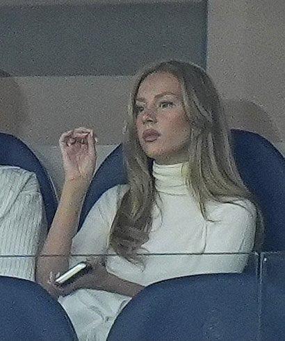 Arbeloa lo castigó por llegar tarde, el polémico penal y así fue captada Ester Expósito en el triunfo del Real Madrid