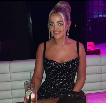 Con jeans rotos y gorra: La informalidad del portero de la selección de Inglaterra en su boda