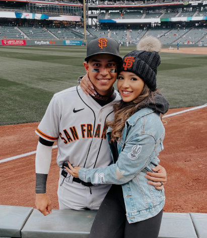 Nancy Herrera, la mujer que acompaña a Mauricio Dubón desde abajo hasta hacer historia en la Serie Mundial de Béisbol