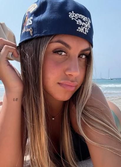 Escándalo en LaLiga: lo borraron'' del equipo por salir con la hija de una leyenda del club