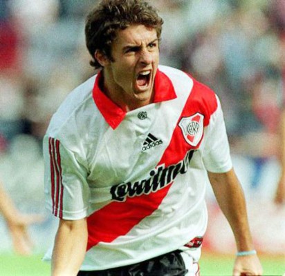 Así lucian los cracks mundiales cuando jugaban en Boca y River