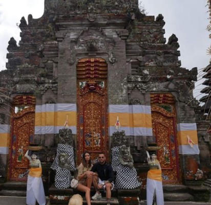 Las vacaciones más 'espirituales' de Dani Alves junto a su pareja luego de ganar la Copa América