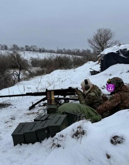 Cambió la raqueta por un lanzamisiles: la estrella que se regresó a Ucrania para combatir contra Rusia