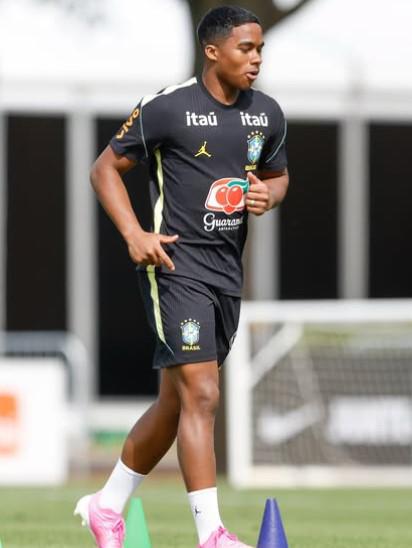 Ancelotti lo deja fuera del Mundial: el DT prescinde de una estrella de la selección brasileña