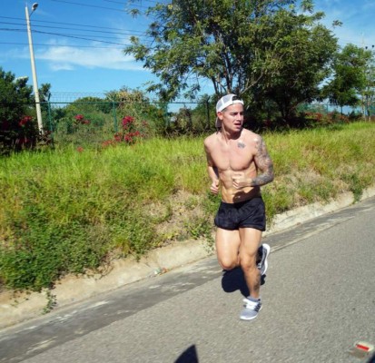 Polémica entre el futbolista James Rodríguez y una actriz de cine para adulto