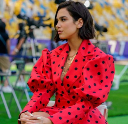 ¡Hermosa! Dua Lipa, la bella cantante que abrirá la final de la Champions