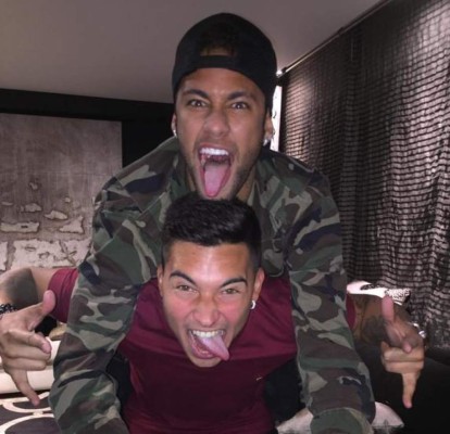 FOTOS: Así fue la fiesta exclusiva de Neymar con sus compañeros