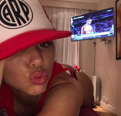Melisia, la cantante argentina fanática del River Plate