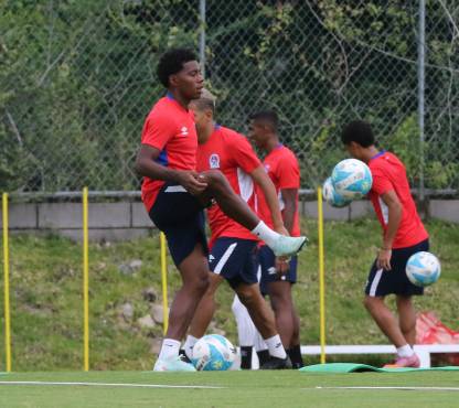 Dereck Moncada define su futuro para el 2026: ¡El atacante hondureño se va del Olimpia!