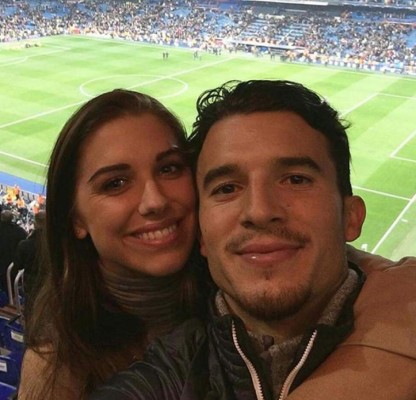 La vida de Alex Morgan fuera de las canchas con su esposo Servando Carrasco