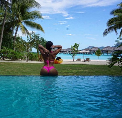 Las vacaciones ardientes y de lujo de Usain Bolt con su novia en un yate