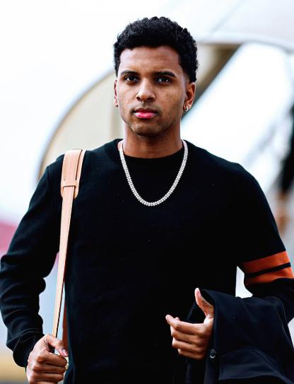 Una estrella del Real Madrid medita marcharse: el club prepara 140 millones por su reemplazo