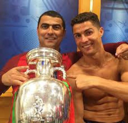 Hermano de Cristiano Ronaldo es acusado de fraude en Italia: Copió a famosa marca de ropa