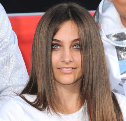 Paris, la hija de Michael Jackson es novia de un futbolista univesitario