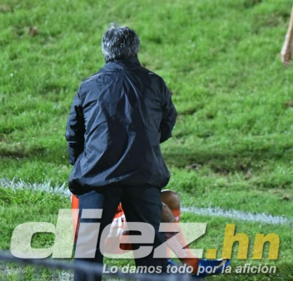 El susto de Luis Garrido en Juticalpa y el encuentro entre Primi y Portillo