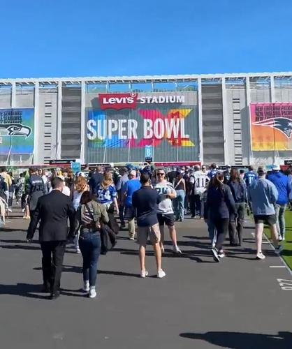 Super Bowl 2026: Katy Perry sorprende a Bad Bunny, las bellezas y se dispara el precio de las entradas