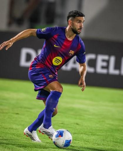 Guardiola lo hizo debutar, ganó la Champions con Messi y se retira tras no encontrar equipo: Ya se acabó