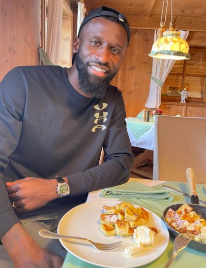 Así pasan la Navidad los cracks: “tornado” en la casa de Cristiano, Haaland se viste de Santa y uno se fue a Puerto Rico