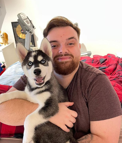 Llevan siete años juntos: así es ‘La Jefa’, la desconocida novia de Ibai Lanos que prefiere mantenerse en la ‘sombra’