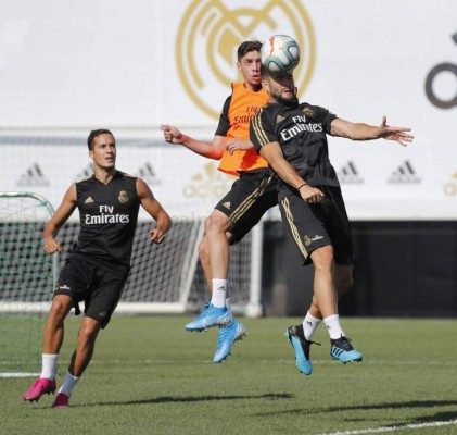 Entrenamiento Real Madrid: El gesto de Marcelo, el dribling de Kubo a Vinicius y la foto entre Keylor y James