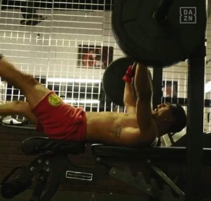 ¡Instinto asesino! Así calientan Teófimo López y Kambosos la pelea por la corona: pesaje, conferencia y entreno