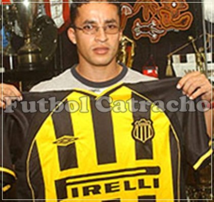 ¡Las cinco estrellas bien puestas! Futbolistas hondureños que jugaron en equipos de renombre por el mundo