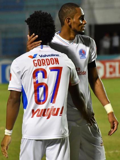 Así era Demetri Gordon, el delantero de Olimpia que murió en un accidente: prometía goles y tuvo un debut soñado