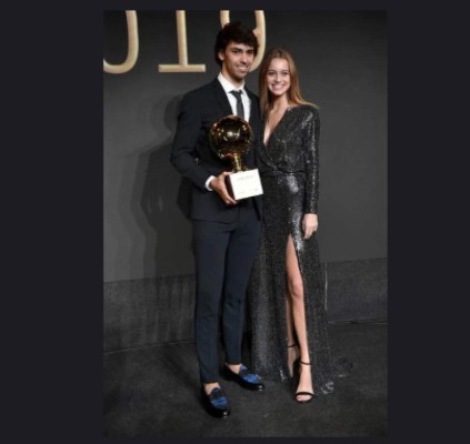La espectacular novia de 20 años de Joao Félix deslumbra en la gala del Premio 'Golden Boy'