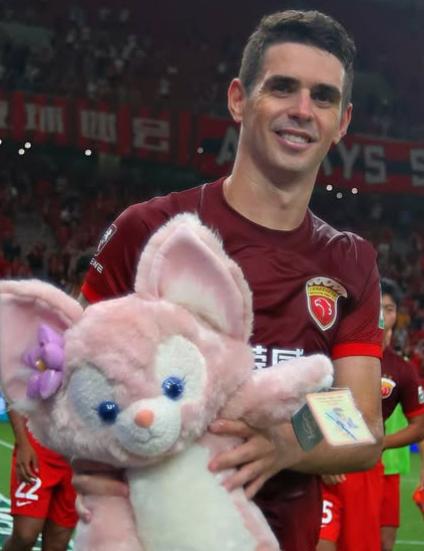 El fichaje más caro del fútbol chino tras dejar Europa se queda sin equipo: ¡ganó 192 millones de euros!