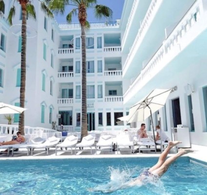 Así se convirtió Messi en el segundo futbolista multimillonario: Su salario, negocios y patrocinios