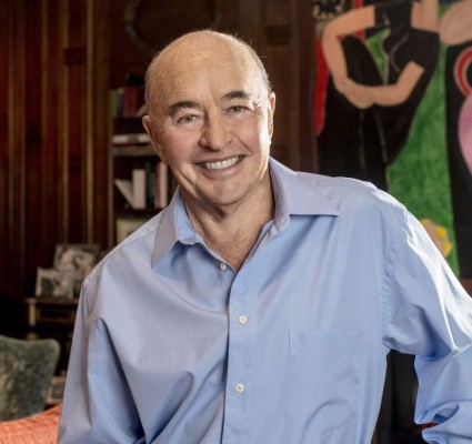 Empresas que vuelven multimillonarios a los presidentes de clubes de fútbol