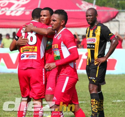 Fiesta en Tocoa: Real Sociedad celebra y va a su cuarta final