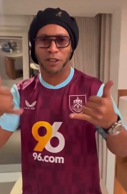 Ronaldinho organizó un fiestón en el cierre del 2024: revelaron su truco para no molestar a los vecinos