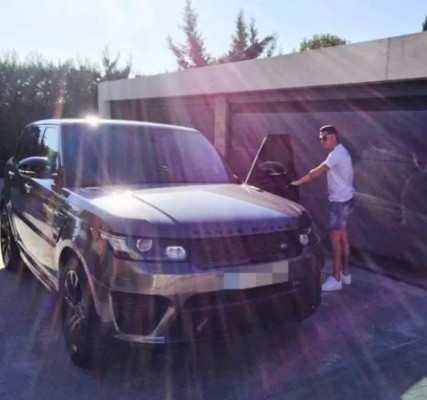 Dos de cada marca: La colección de autos de Cristiano Ronaldo creció y ahora vale $10 millones