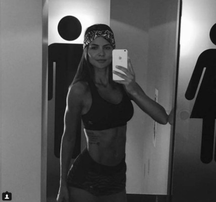 Romina Belluscio, la mujer del exmadridista Guti que es adicta al fitness
