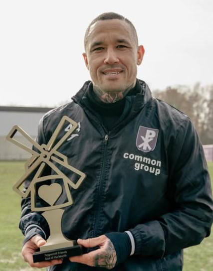 Me dijeron que si no bebía ni fumaba, podría jugar en el Real Madrid; pero no habría sido feliz