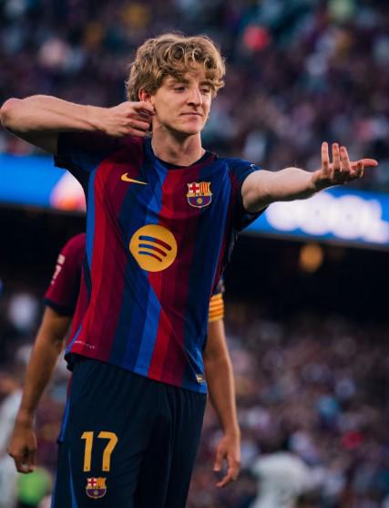 Flick quiere aniquilar al PSG: el 11 del Barcelona en la Champions League