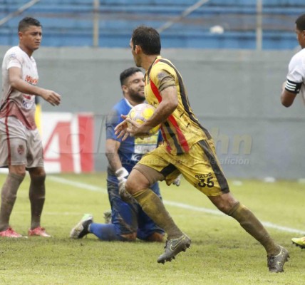 CURIOSAS: Lágrimas, frustración y el noble gesto del Real Sociedad en el Morazán