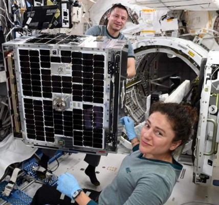 Coronavirus: La linda astronauta que encontrará un planeta transformado cuando vuelva a la Tierra