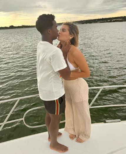 El disparatado contrato de Endrick y su esposa Gabriely Miranda: las palabras prohibidas y obligaciones