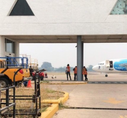 Médicos cubanos llegan a Honduras para ayudar a combatir el coronavirus