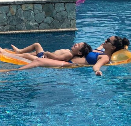 Ana Jurka está en Honduras: así pasa sus vacaciones en una de las playas más hermosas del país