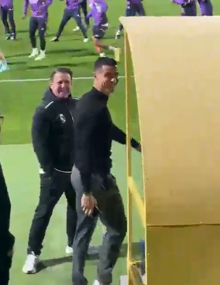 ¡Visita sorpresa! Así fue captado Cristiano Ronaldo en el entrenamiento del Real Madrid y su broma con los españoles